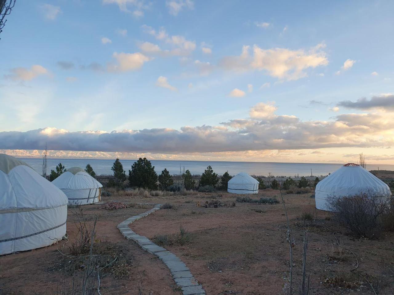 Agat Yurt Camp Bed & Breakfast Kaji-Say Eksteriør bilde
