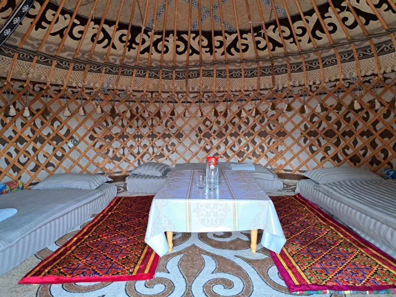 Agat Yurt Camp Bed & Breakfast Kaji-Say Eksteriør bilde