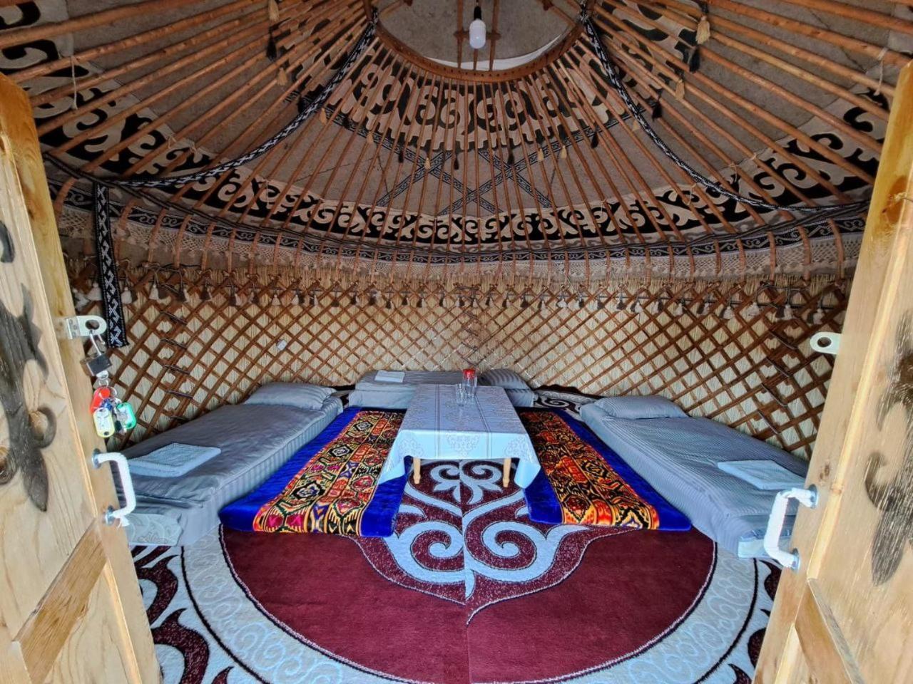 Agat Yurt Camp Bed & Breakfast Kaji-Say Eksteriør bilde