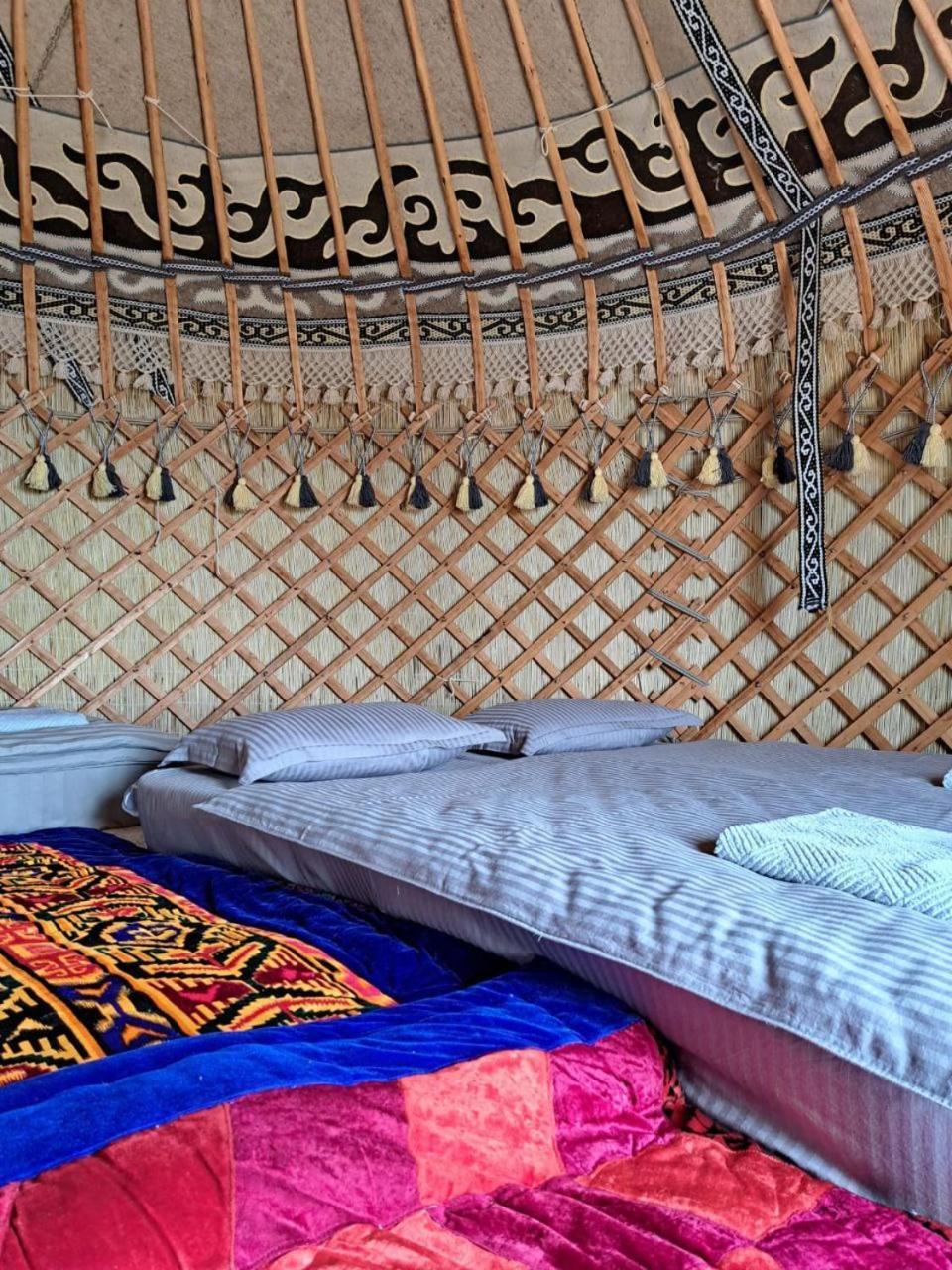 Agat Yurt Camp Bed & Breakfast Kaji-Say Eksteriør bilde