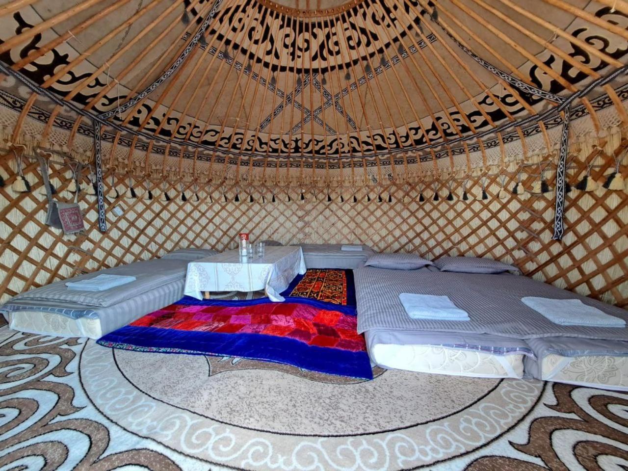 Agat Yurt Camp Bed & Breakfast Kaji-Say Eksteriør bilde