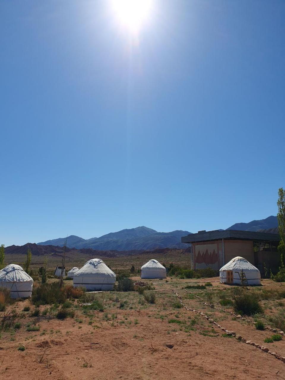 Agat Yurt Camp Bed & Breakfast Kaji-Say Eksteriør bilde