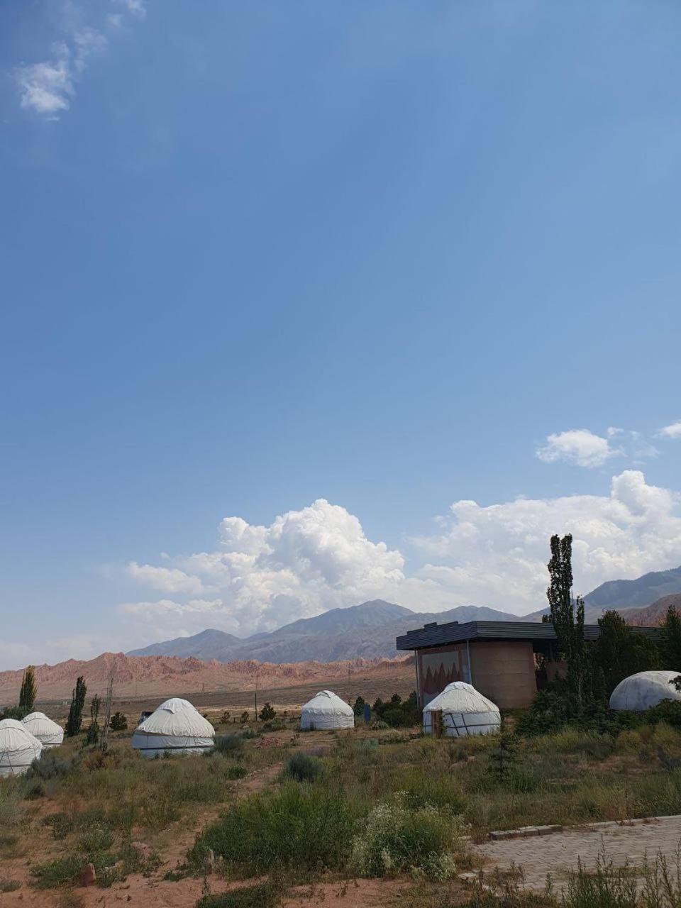 Agat Yurt Camp Bed & Breakfast Kaji-Say Eksteriør bilde